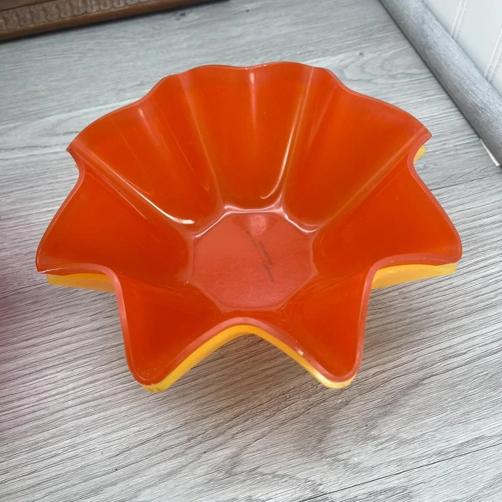 Vintage Tupperware Wavy Bowl Set: 80s-90s Plastic Chip Bowls‎